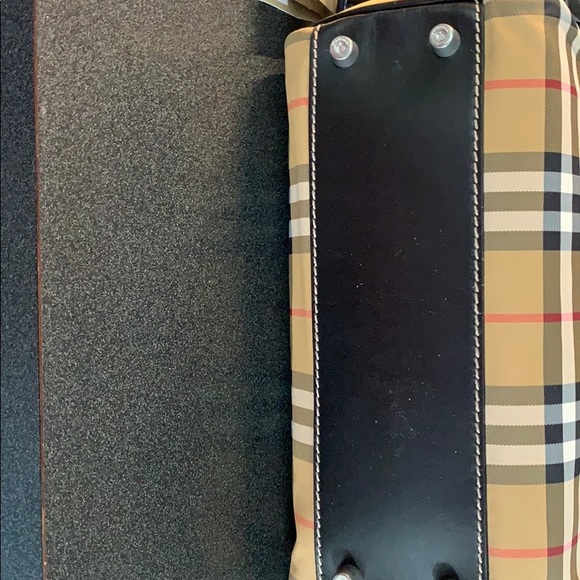 🛑SOLD🛑 NEW 🔥 Burberry Washbag  Toiletry Bag - Picture 7 of 7